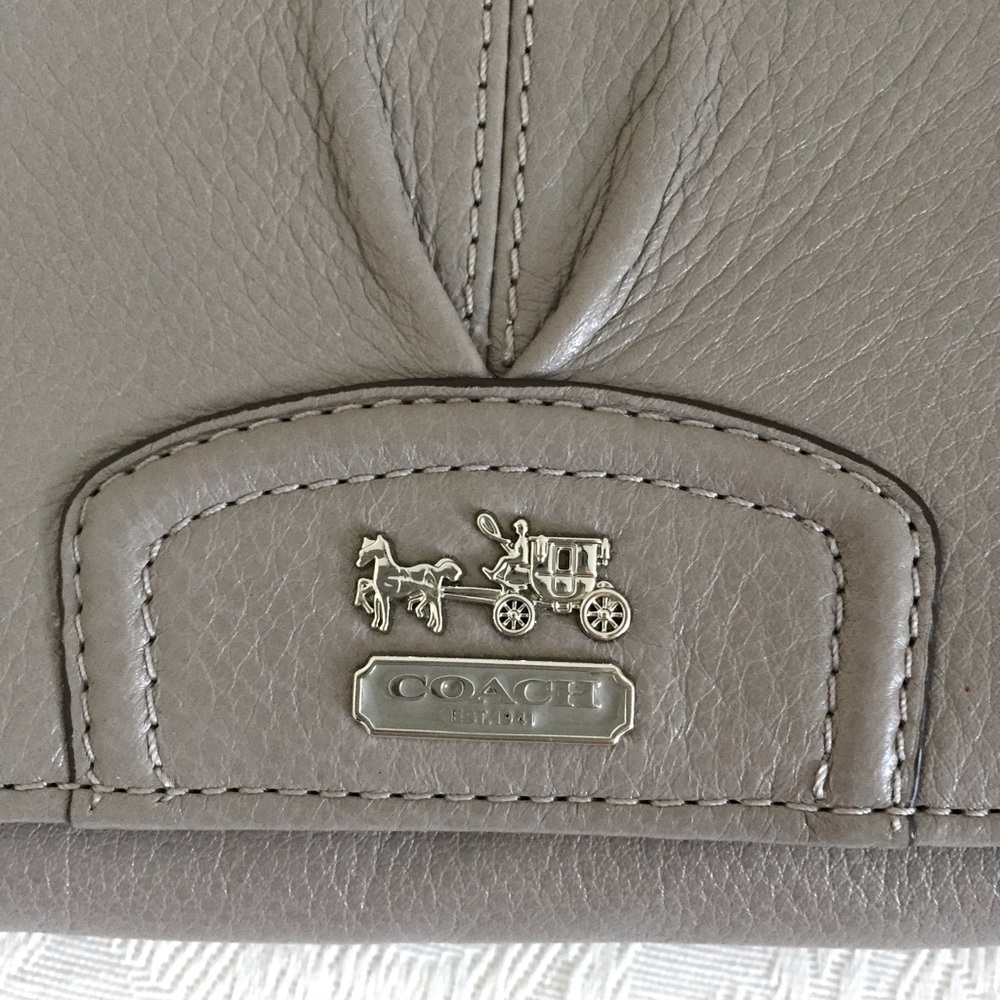 Coach gray fold wallet - Picture 6 of 7